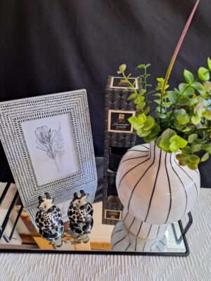 Vibrant Philippa Vignette