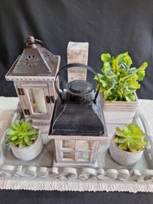 Dainty Lantern Vignette